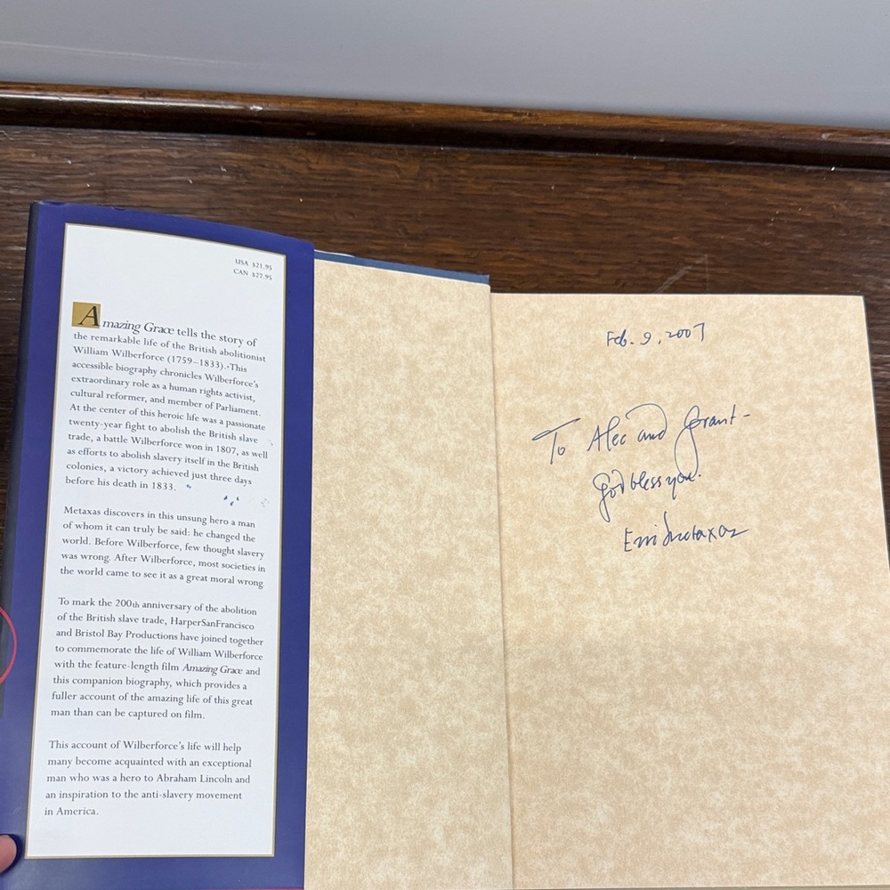 Harper Amazing Grace Book Cover - Blue and Red - Picture 2 of 4